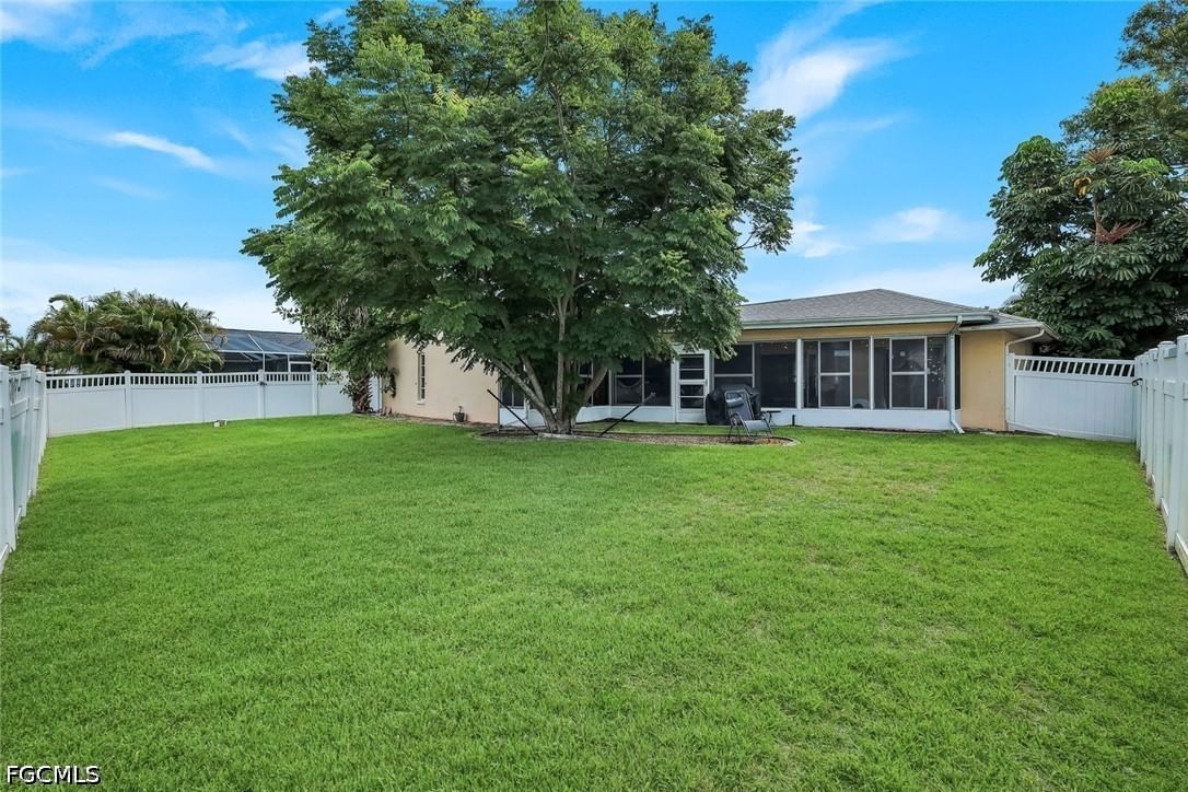 13481 Red Maple Circle, North Fort Myers, FL 33903 photo 2