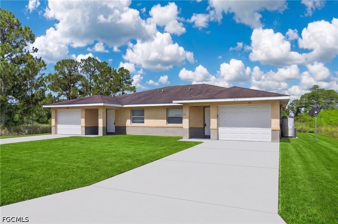 772/774 Holmes Avenue, Lehigh Acres, FL 33974 photo 2