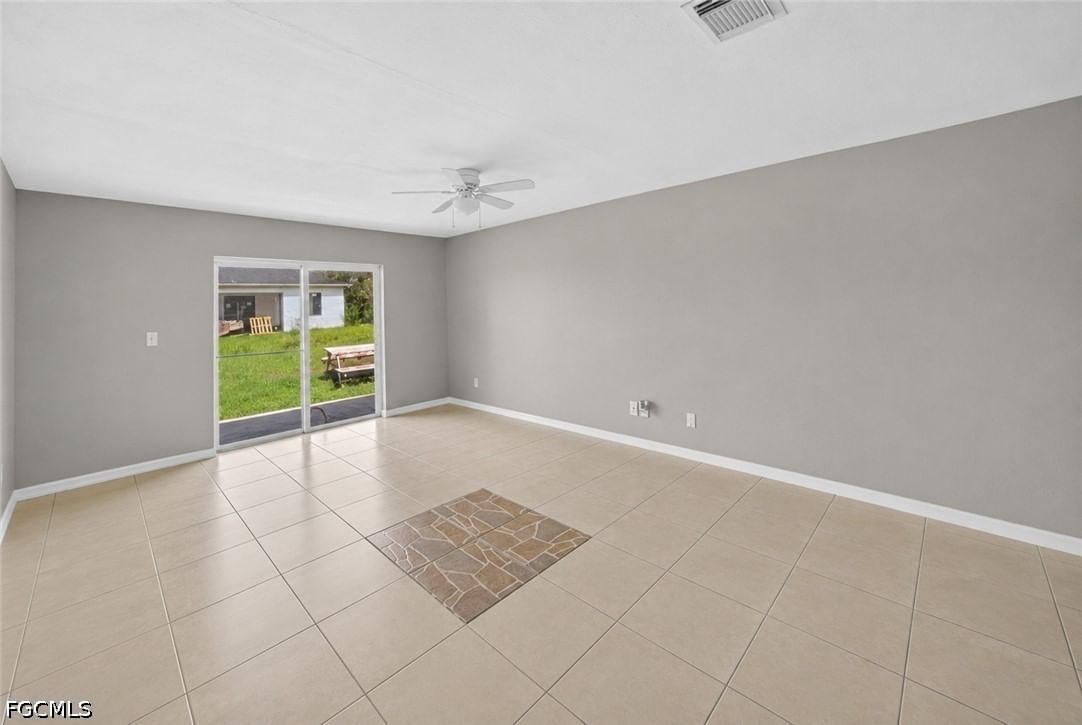 772/774 Holmes Avenue, Lehigh Acres, FL 33974 photo 3
