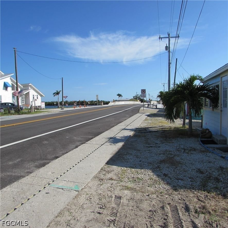 4748 Pine Island Road NW, Matlacha, FL 33993 photo 3