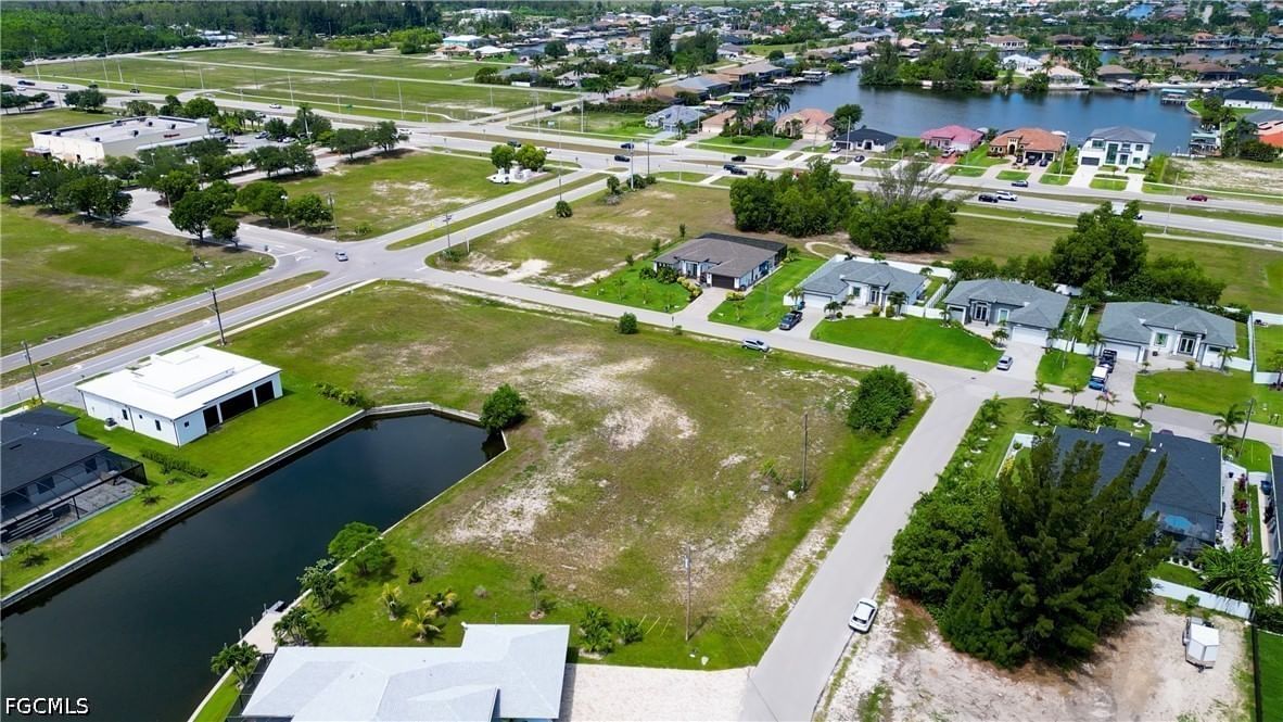 505 SW 31st Place, Cape Coral, FL 33991 photo 4