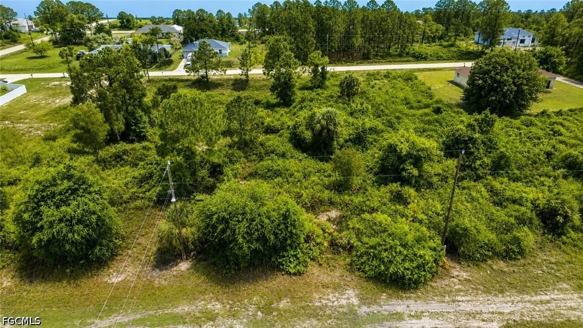724 Jaguar Boulevard, Lehigh Acres, FL 33974 photo 5