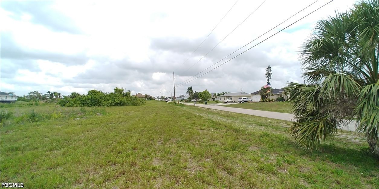 2613 NE 20th Place, Cape Coral, FL 33909 photo 3