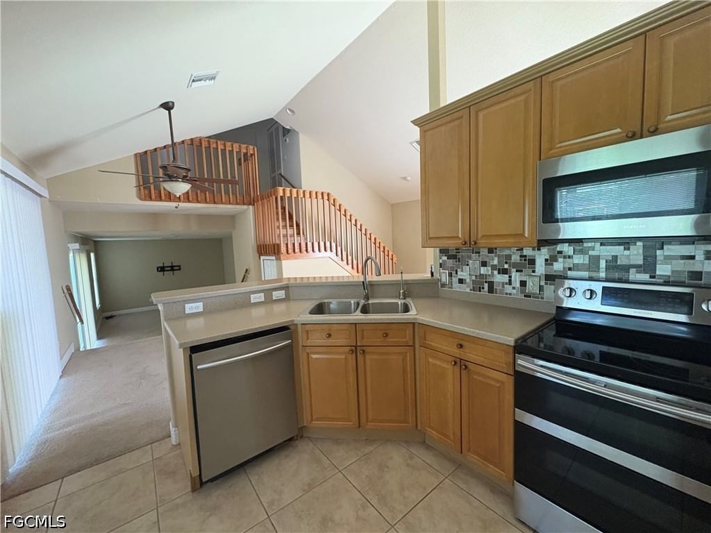 3714 NE 17th Avenue, Cape Coral, FL 33909 photo 4