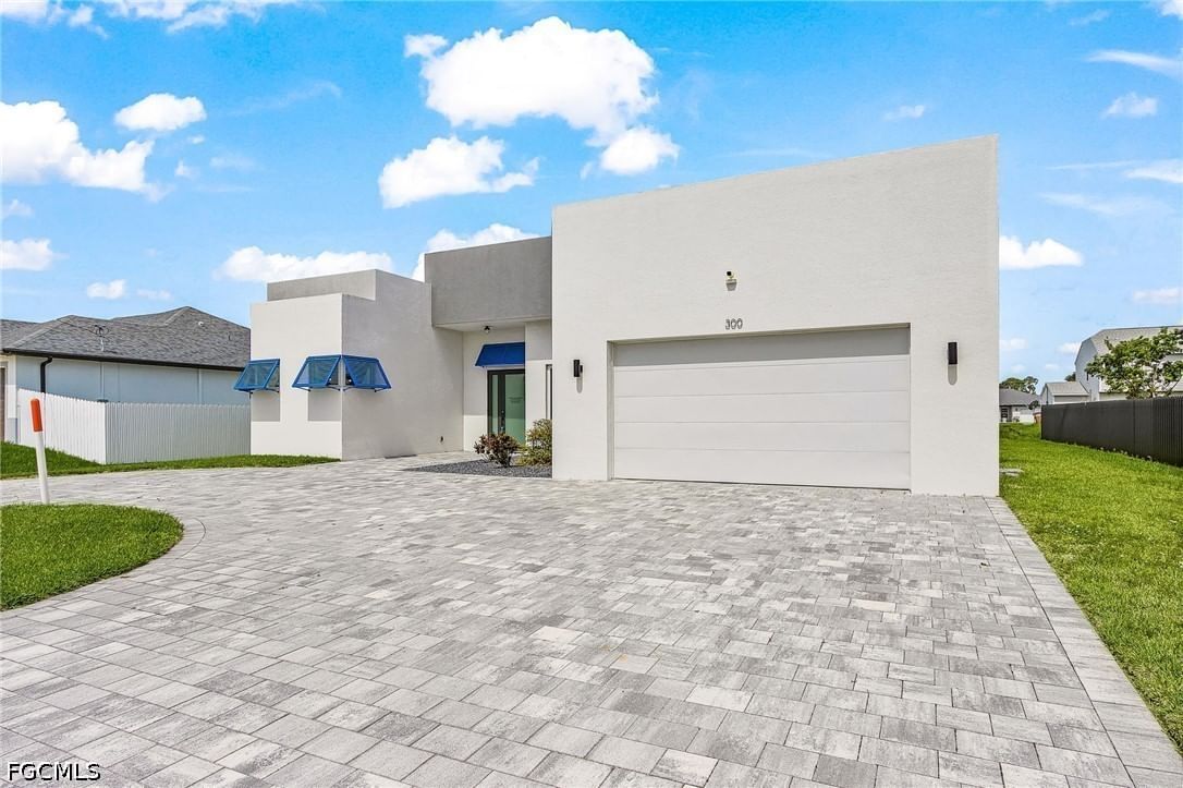 300 Chiquita Boulevard N, Cape Coral, FL 33993 photo 3