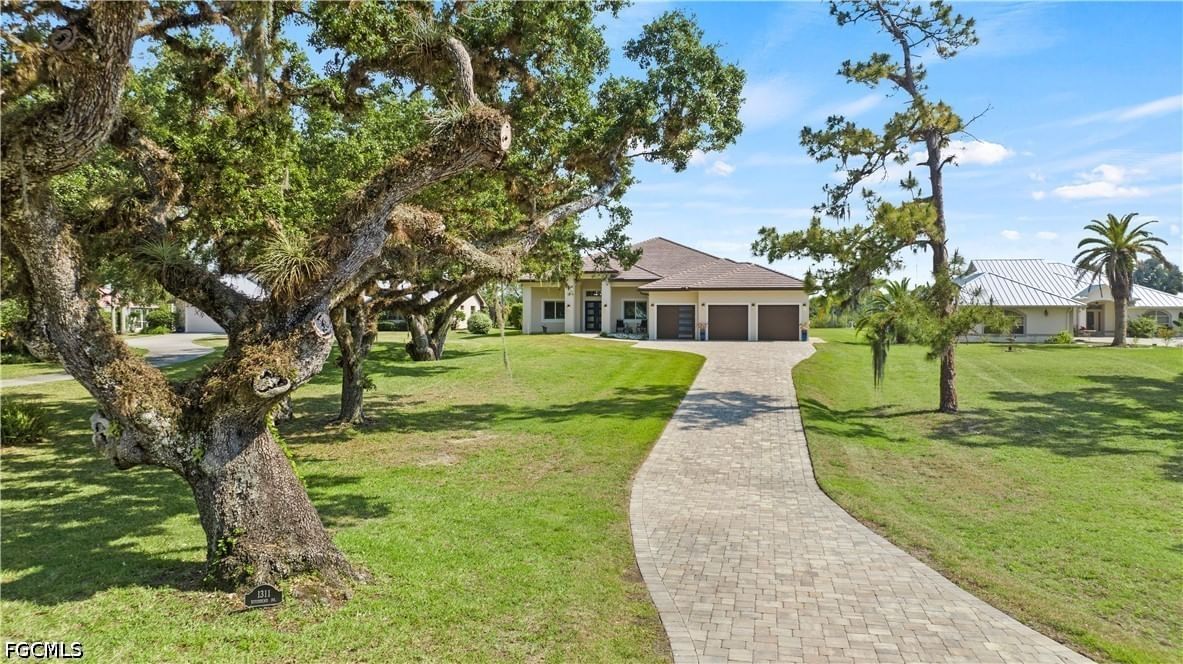 1311 Riverbend Drive, Labelle, FL 33935 photo 2