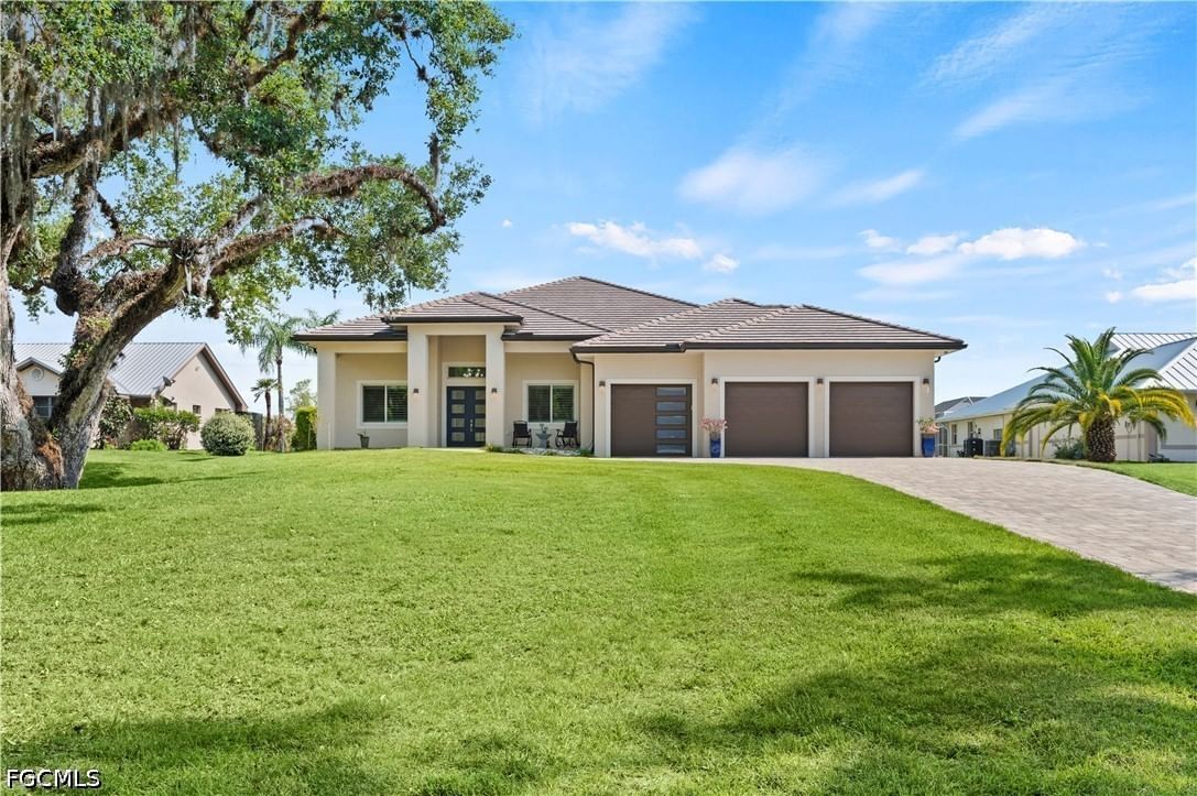 1311 Riverbend Drive, Labelle, FL 33935 photo 3