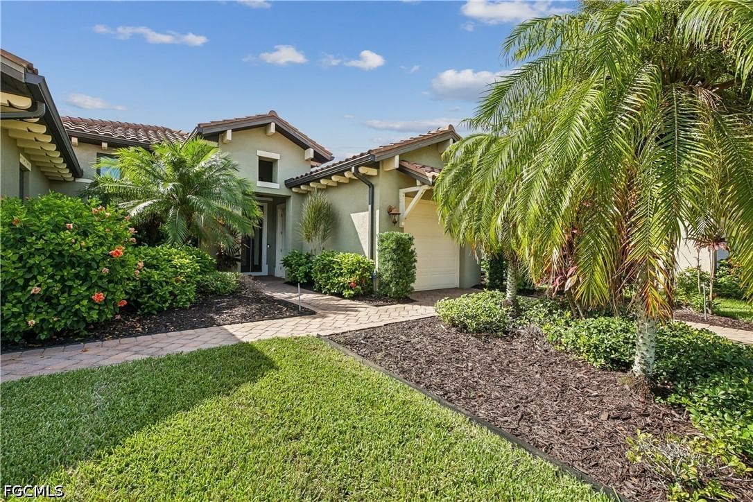 10100 Belcrest Boulevard, Fort Myers, FL 33913 photo 4