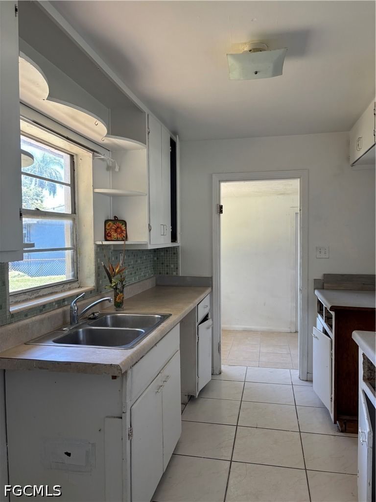 3977 Seminole Avenue, Fort Myers, FL 33916 photo 4