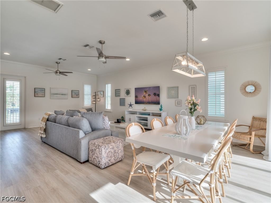 282 Delmar Avenue, Fort Myers Beach, FL 33931 photo 5