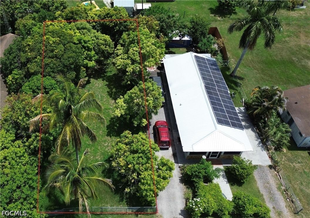 324 E Obispo Avenue, Clewiston, FL 33440 photo 2