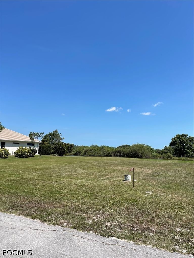 18529 Royal Hammock Boulevard, Naples, FL 34114 photo 3