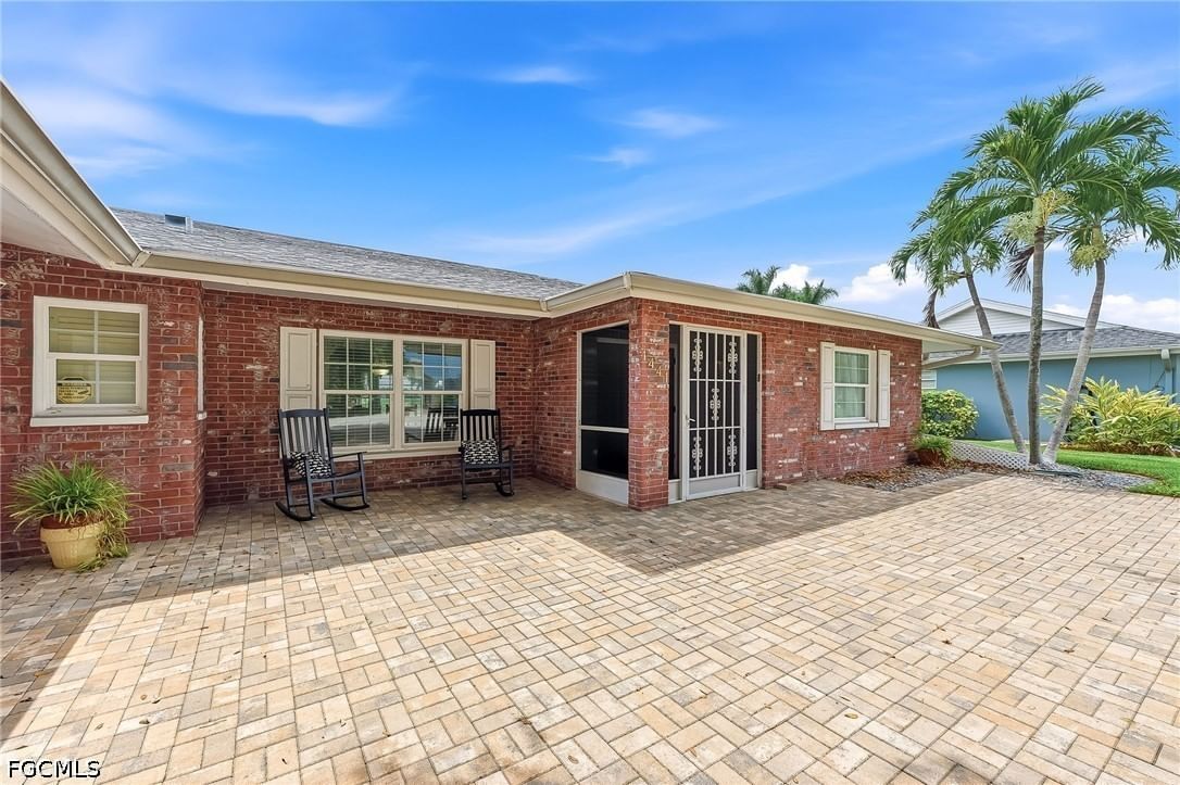 1441 Whiskey Creek Drive, Fort Myers, FL 33919 photo 5
