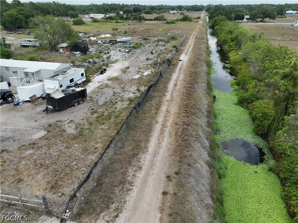 615 N Olivo Street, Clewiston, FL 33440 photo 2
