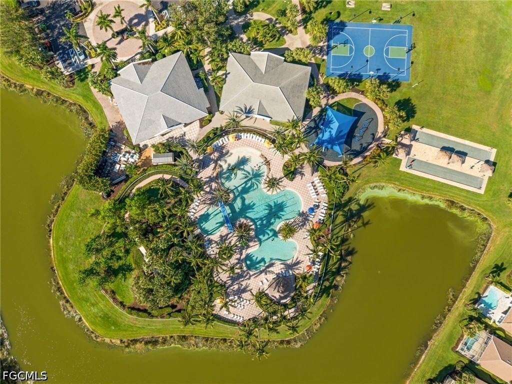 2623 Malaita Court, Cape Coral, FL 33991 photo 3