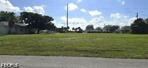 1937 SW Santa Barbara Place, Cape Coral, FL 33991 photo 2