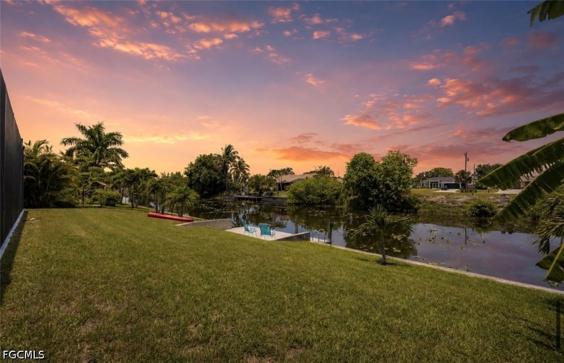 207 Gleason Parkway, Cape Coral, FL 33914 photo 3