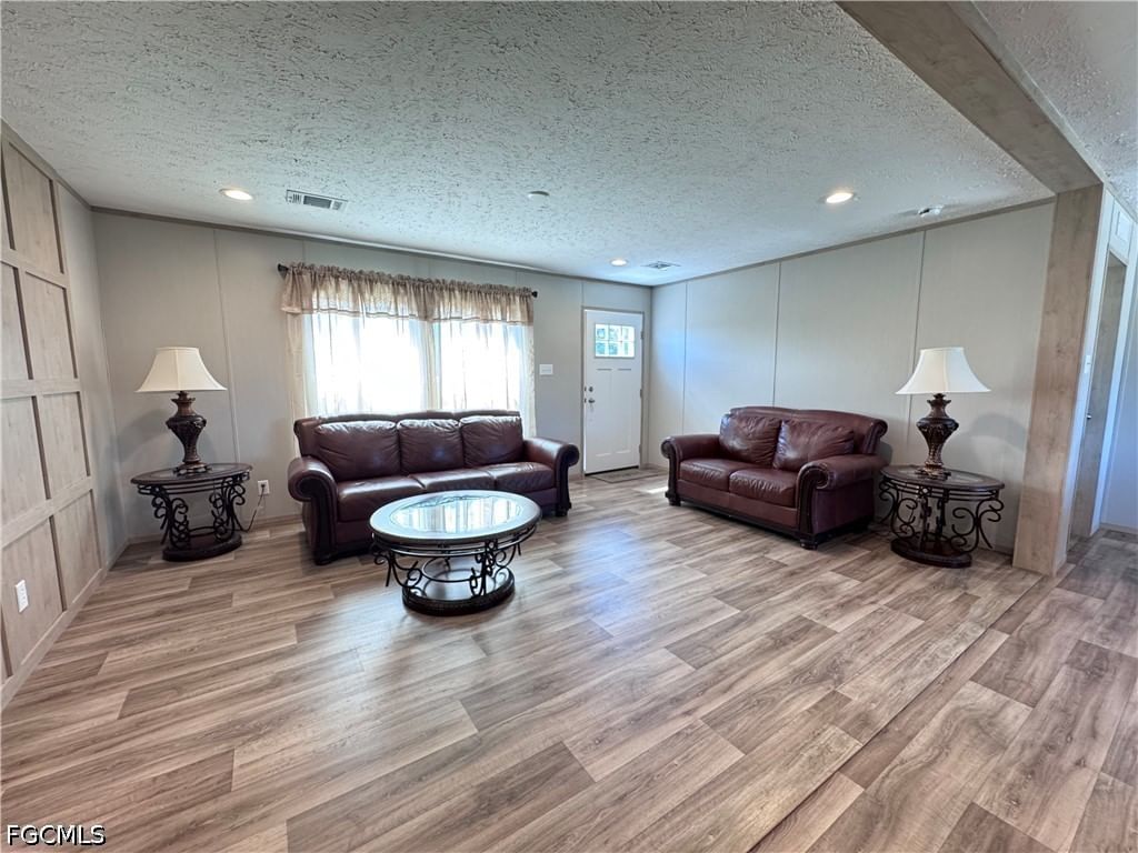 220 N Zambria Street, Clewiston, FL 33440 photo 5