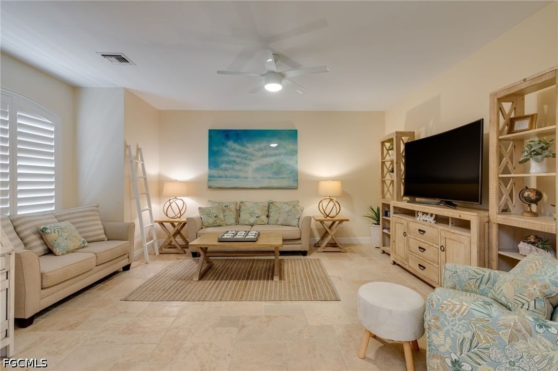 2021 SE 17th Place, Cape Coral, FL 33990 photo 3