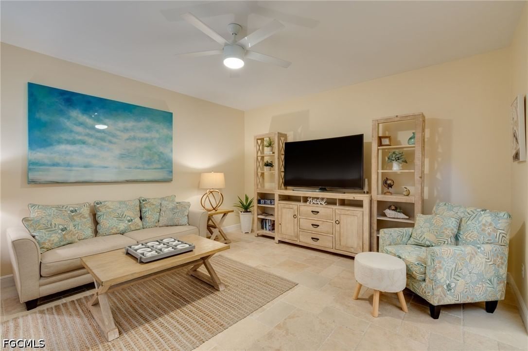 2021 SE 17th Place, Cape Coral, FL 33990 photo 4