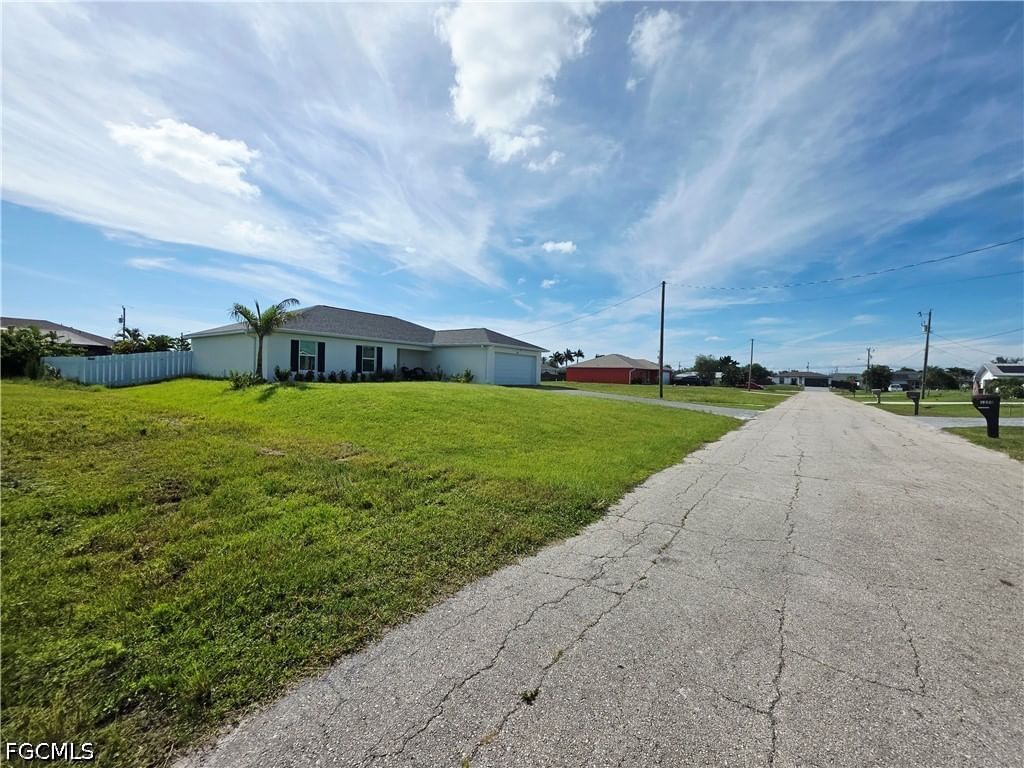1216 NW 14th Place, Cape Coral, FL 33993 photo 4