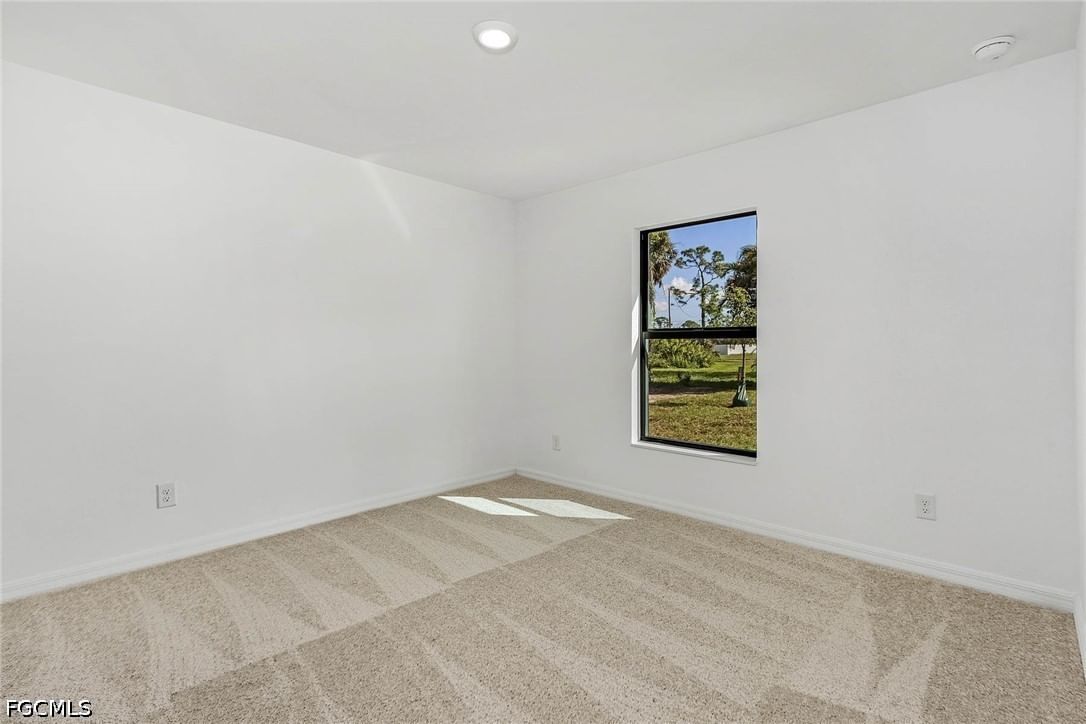 442 Burrstone Drive, Lehigh Acres, FL 33974 photo 5