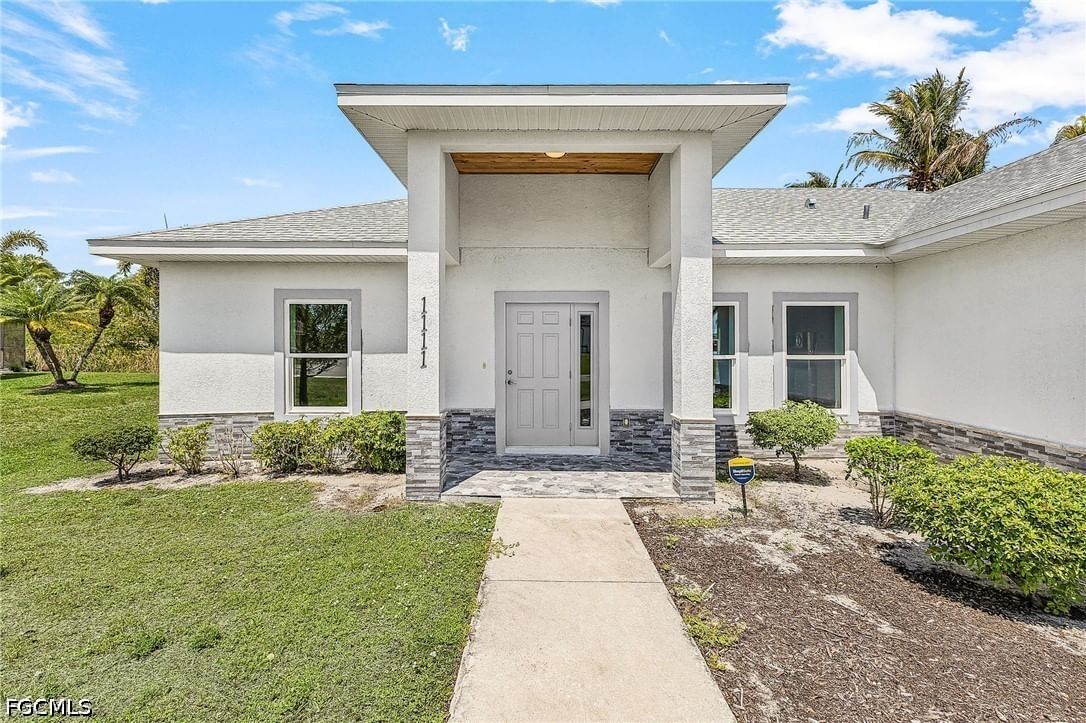 1111 SW 5th Terrace, Cape Coral, FL 33991 photo 2