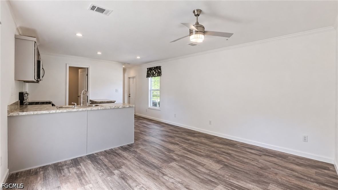 21190 Cypress Park Circle, Estero, FL 33928 photo 5