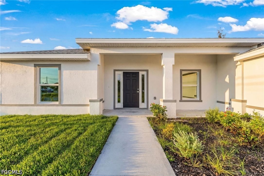 126 NE 9th Street, Cape Coral, FL 33909 photo 2