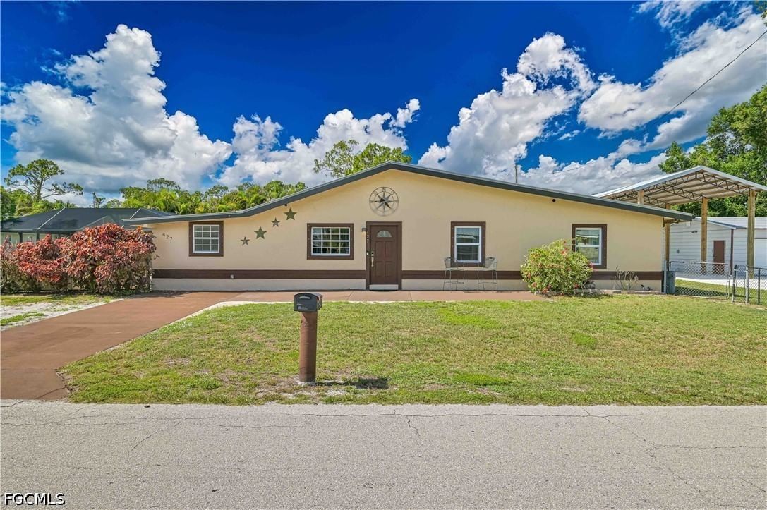 427 Stockton Street, North Fort Myers, FL 33903 photo 3