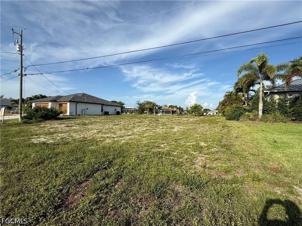 3009 SW 11th Place, Cape Coral, FL 33914 photo 2