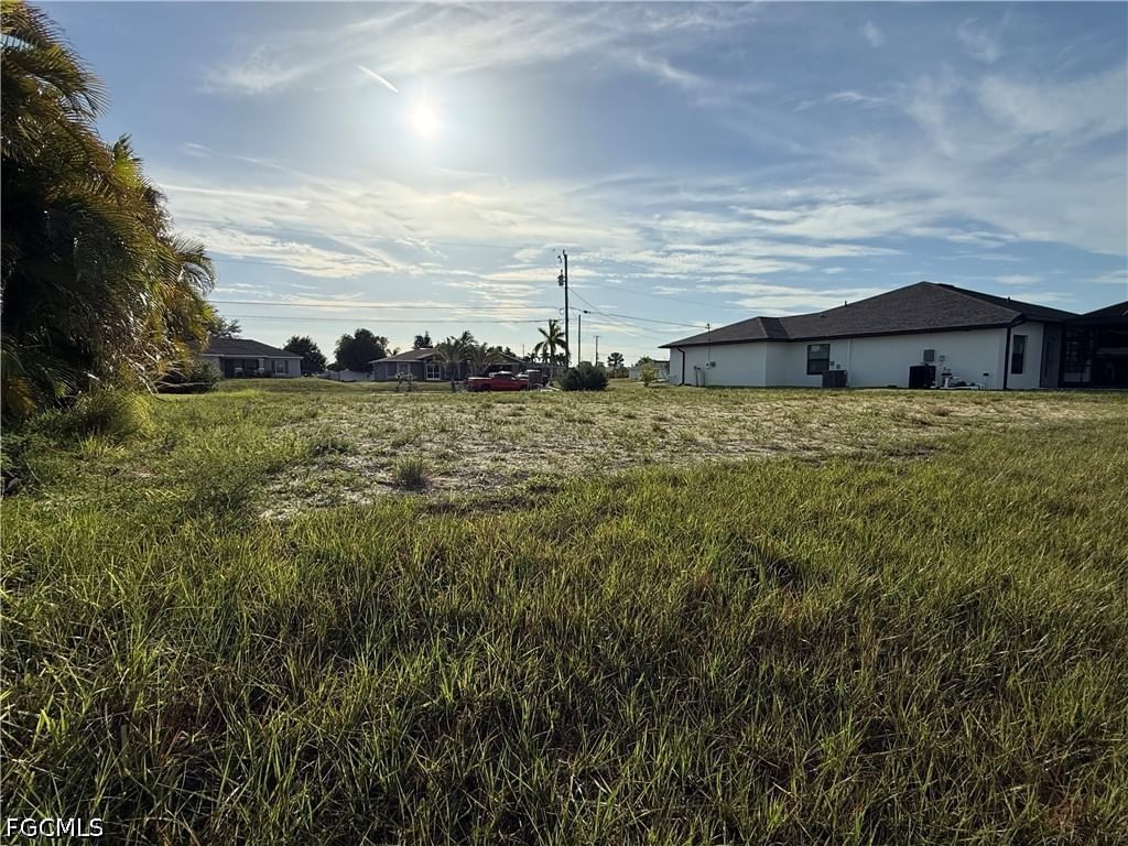3009 SW 11th Place, Cape Coral, FL 33914 photo 3