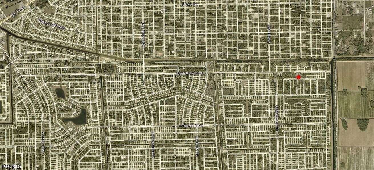 1223 Racoon Street E, Lehigh Acres, FL 33974 photo 2