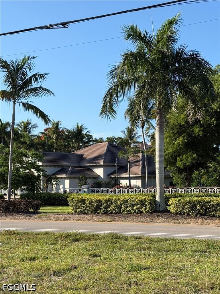 1721 El Dorado Parkway W, Cape Coral, FL 33914 photo 4