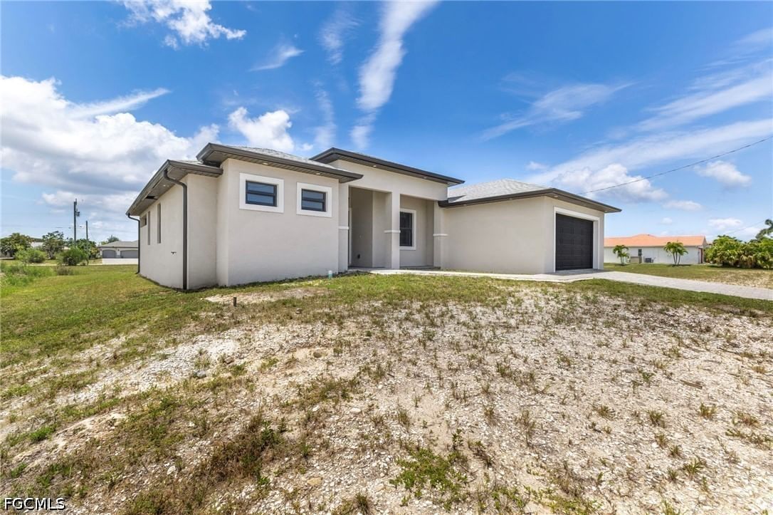 4304 Jacaranda Parkway W, Cape Coral, FL 33993 photo 4