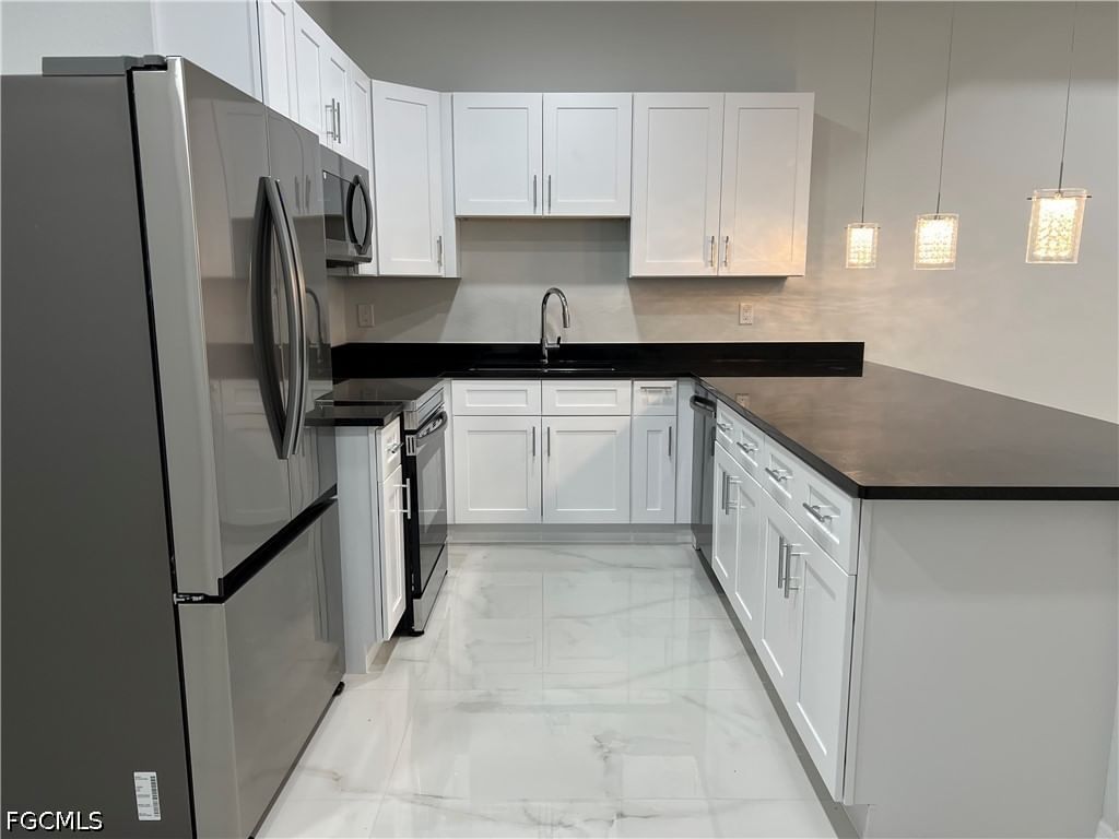 2641/2643 Sunniland Boulevard, Lehigh Acres, FL 33971 photo 2