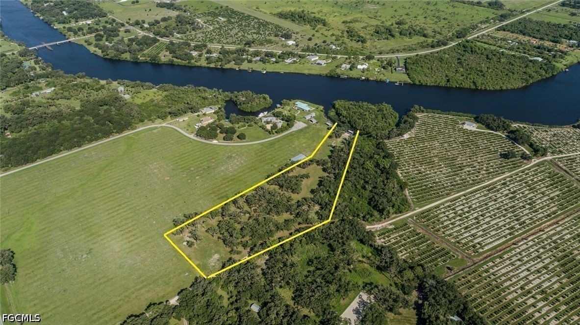 5247 County Rd 78, Labelle, FL 33935 photo 3