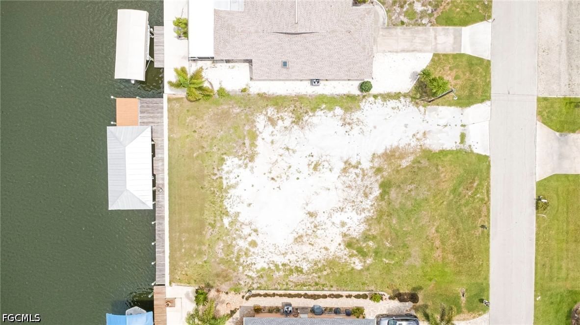 2469 Cherimoya Lane, St James City, FL 33956 photo 4