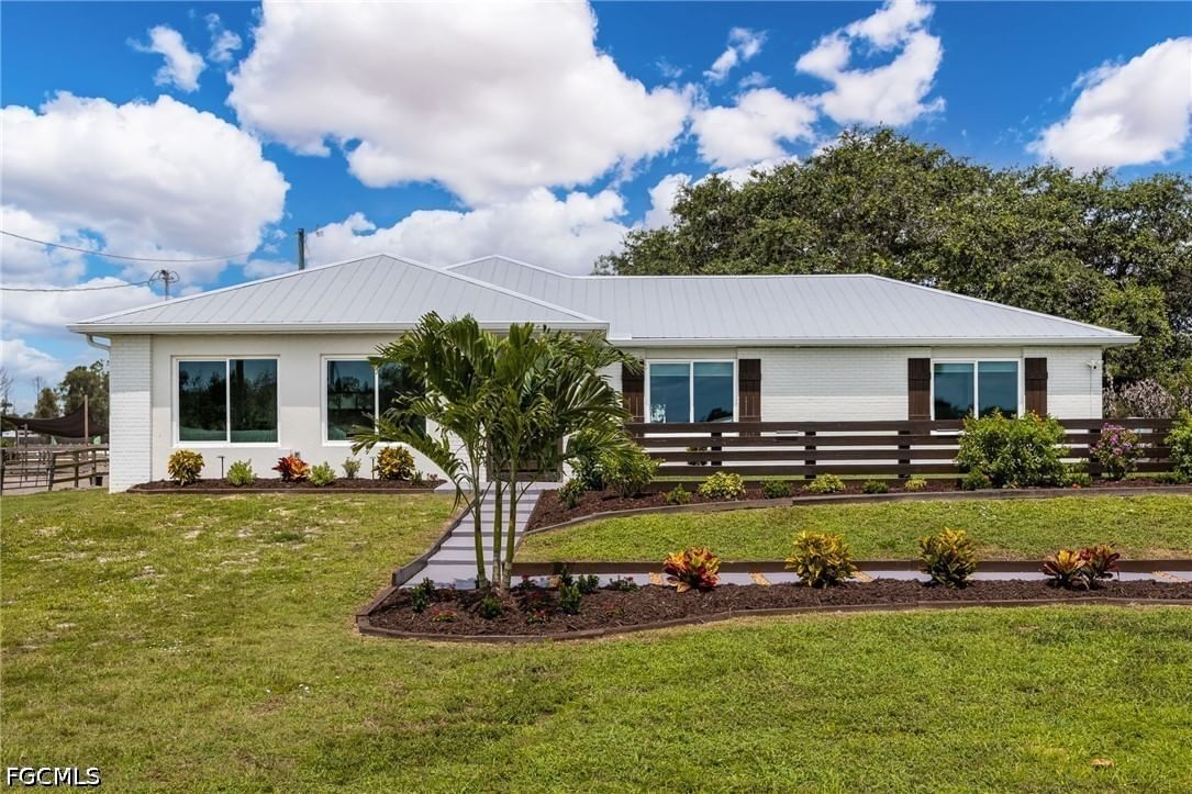 12090 Shawnee Road, Fort Myers, FL 33913 photo 5
