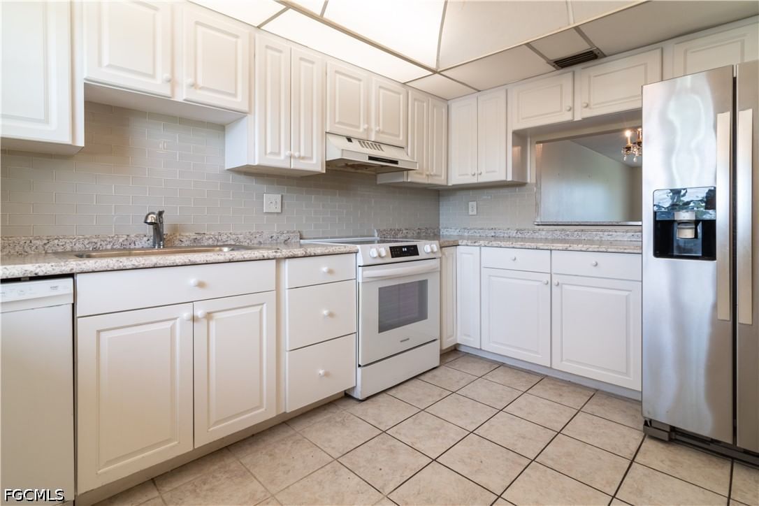 4940 Vincennes Street #106, Cape Coral, FL 33904 photo 2