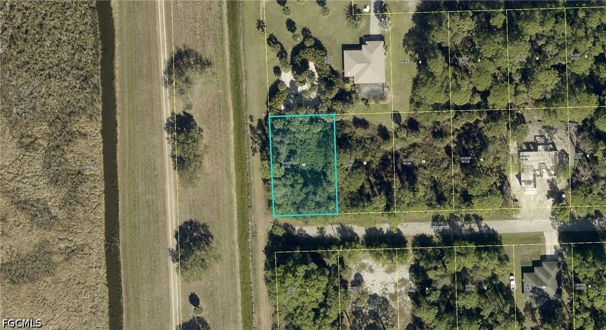 3612 50th Street W, Lehigh Acres, FL 33971 photo 2