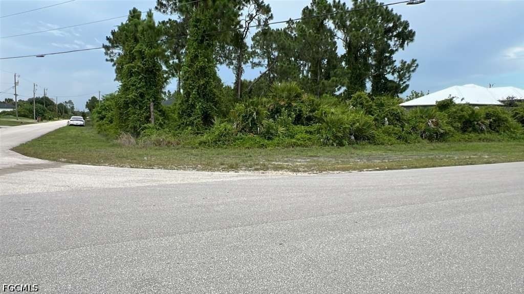 771 Aprile Avenue S, Lehigh Acres, FL 33974 photo 4