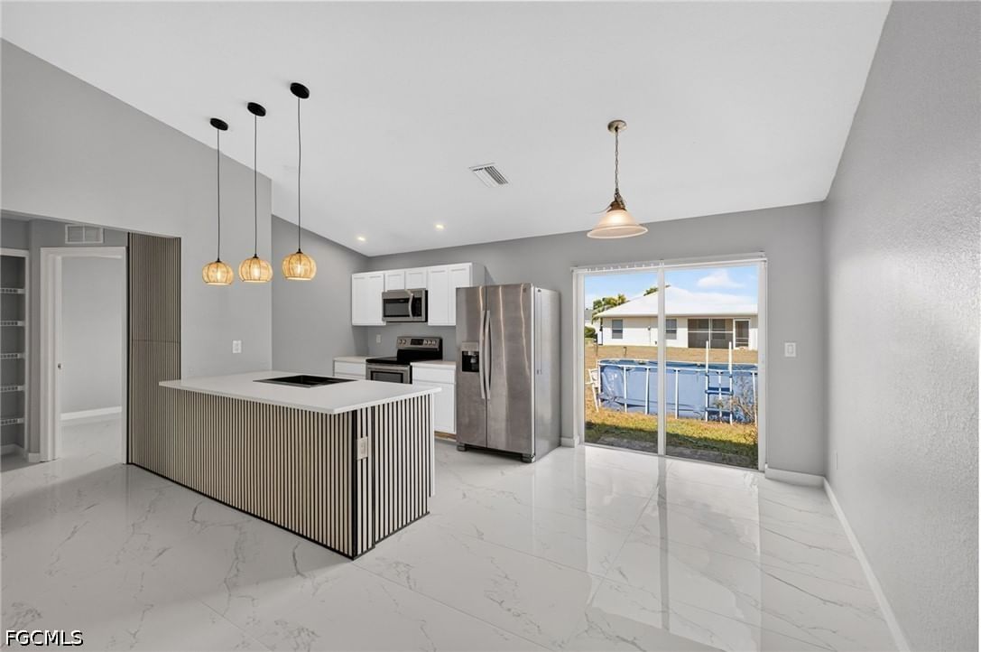2809 NW 21st Avenue, Cape Coral, FL 33993 photo 3
