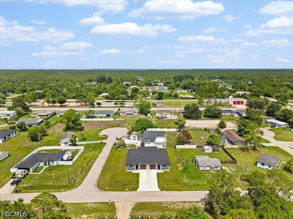 1010/1012 Gerald Avenue, Lehigh Acres, FL 33936 photo 2