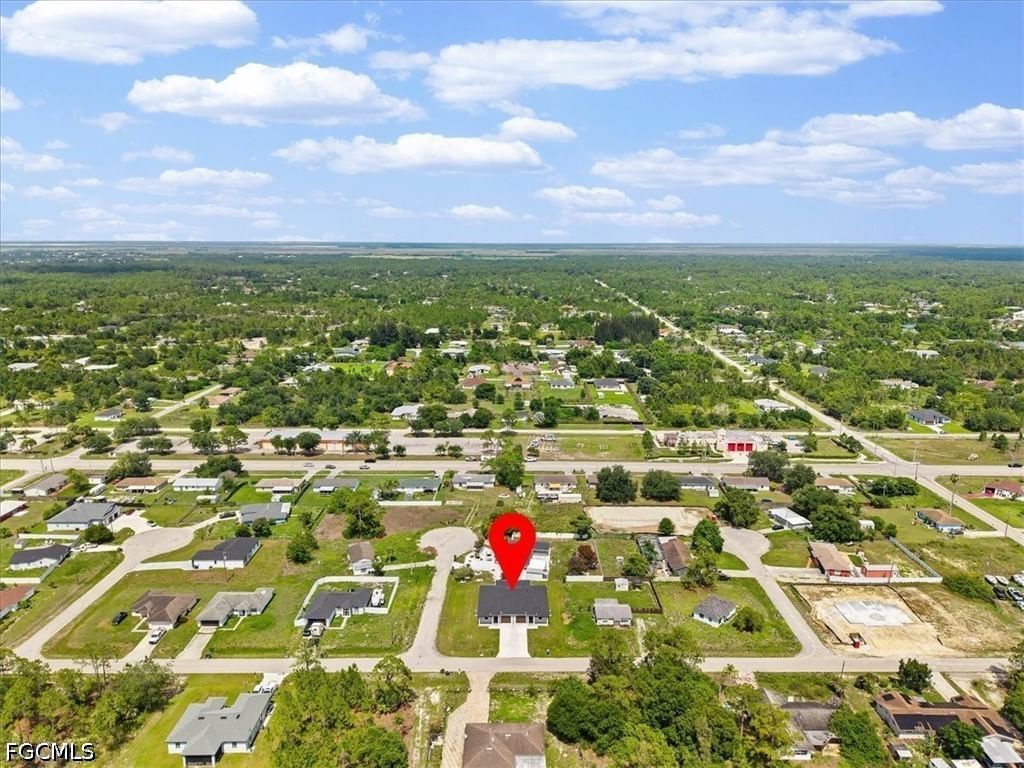 1010/1012 Gerald Avenue, Lehigh Acres, FL 33936 photo 4
