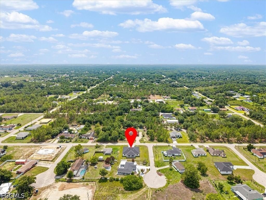 1010/1012 Gerald Avenue, Lehigh Acres, FL 33936 photo 5