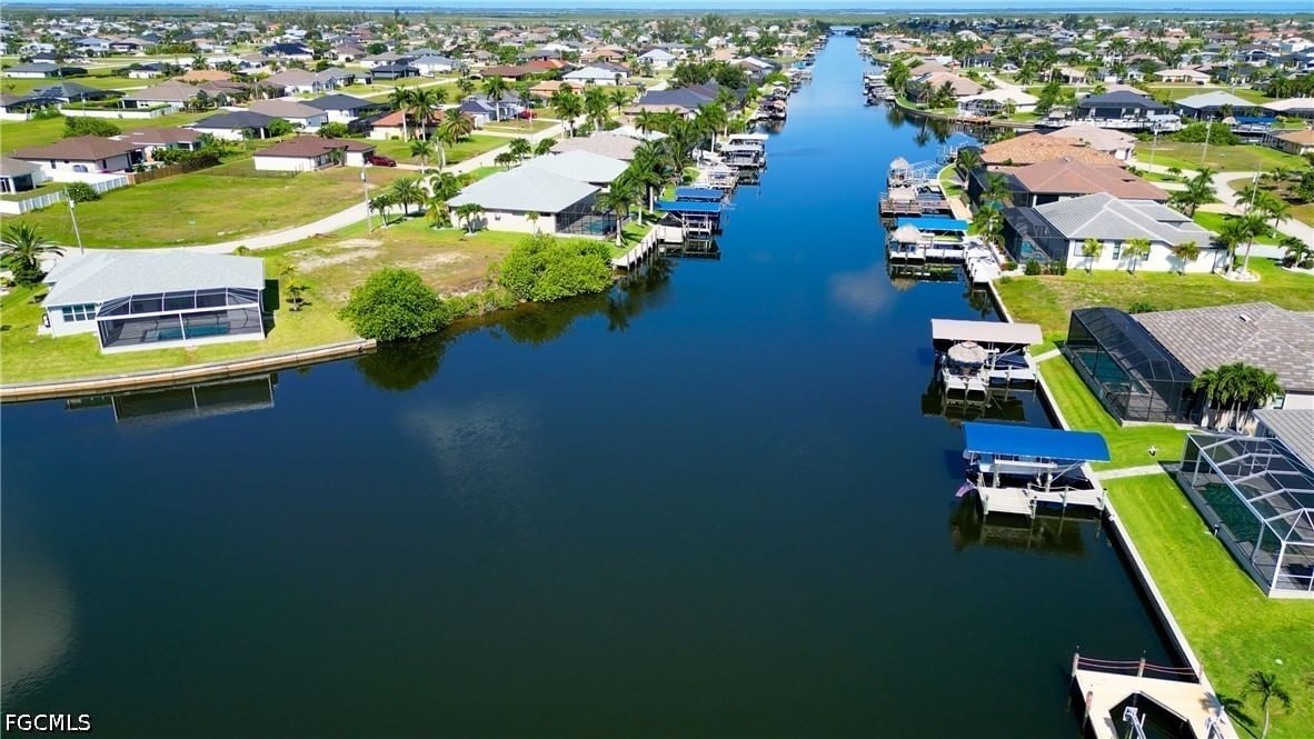 1015 NW 33rd Avenue, Cape Coral, FL 33993 photo 2