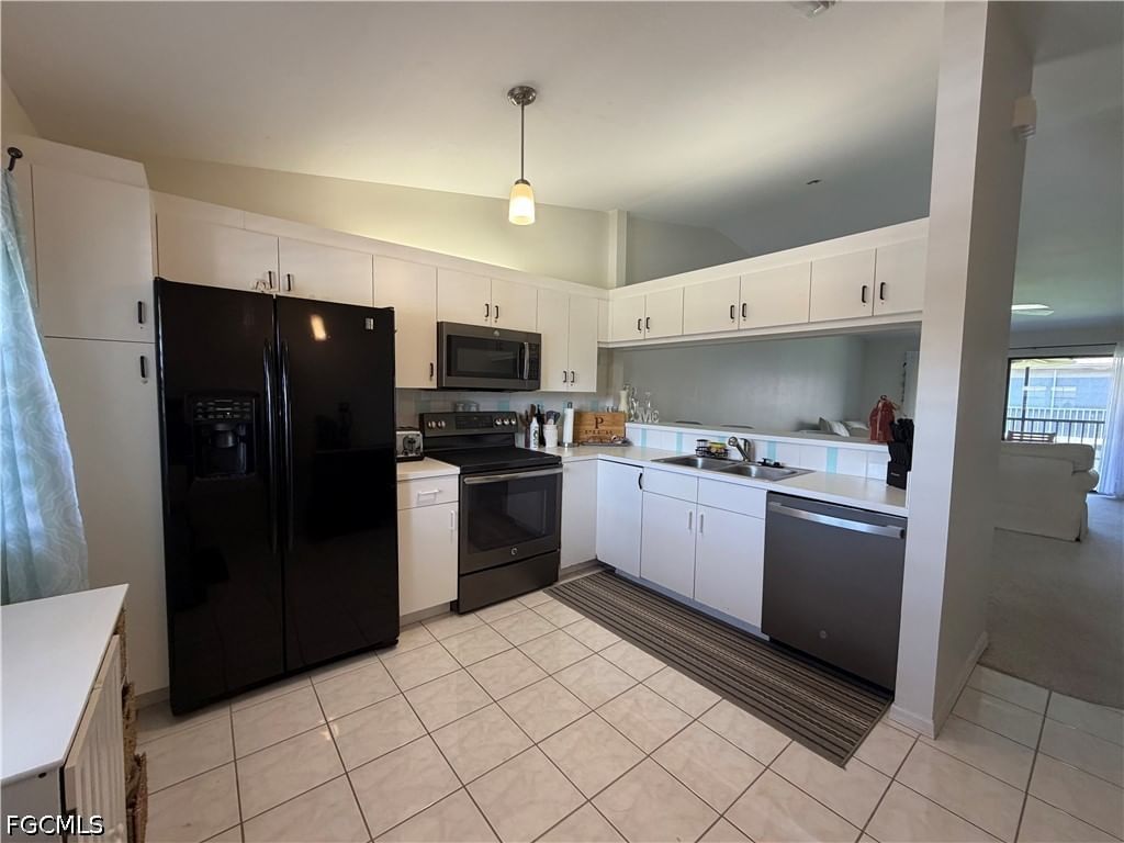 5735 Foxlake Drive #6, North Fort Myers, FL 33917 photo 4