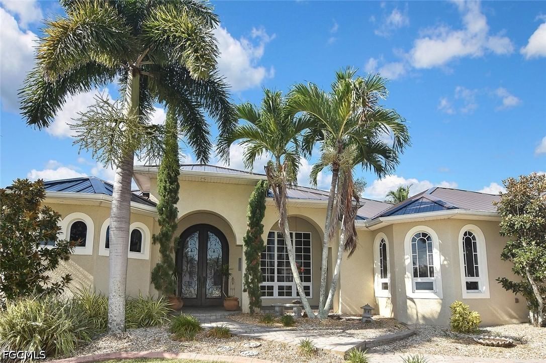 2808 SW 33rd Terrace, Cape Coral, FL 33914 photo 2