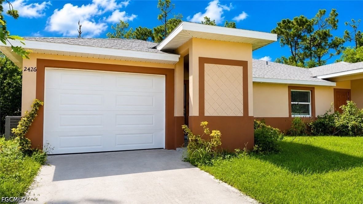 2426 Millie Avenue S, Lehigh Acres, FL 33973 photo 3